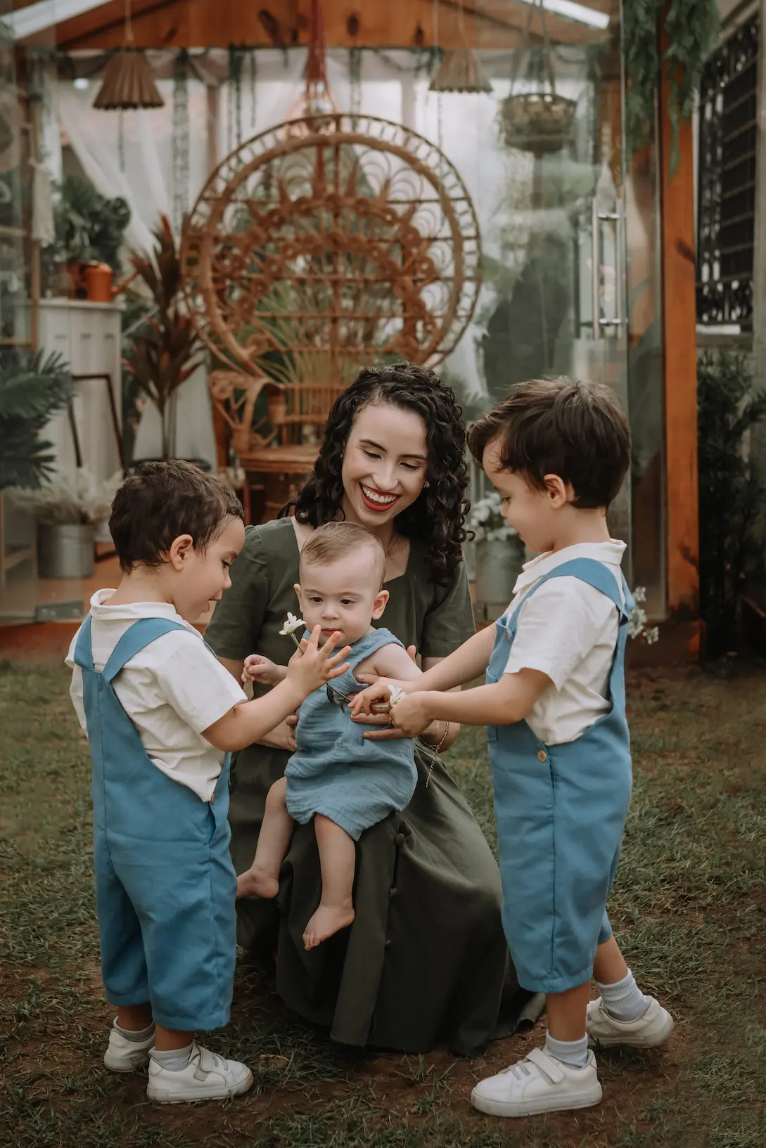 Dra. Priscila Tavares com seus filhos